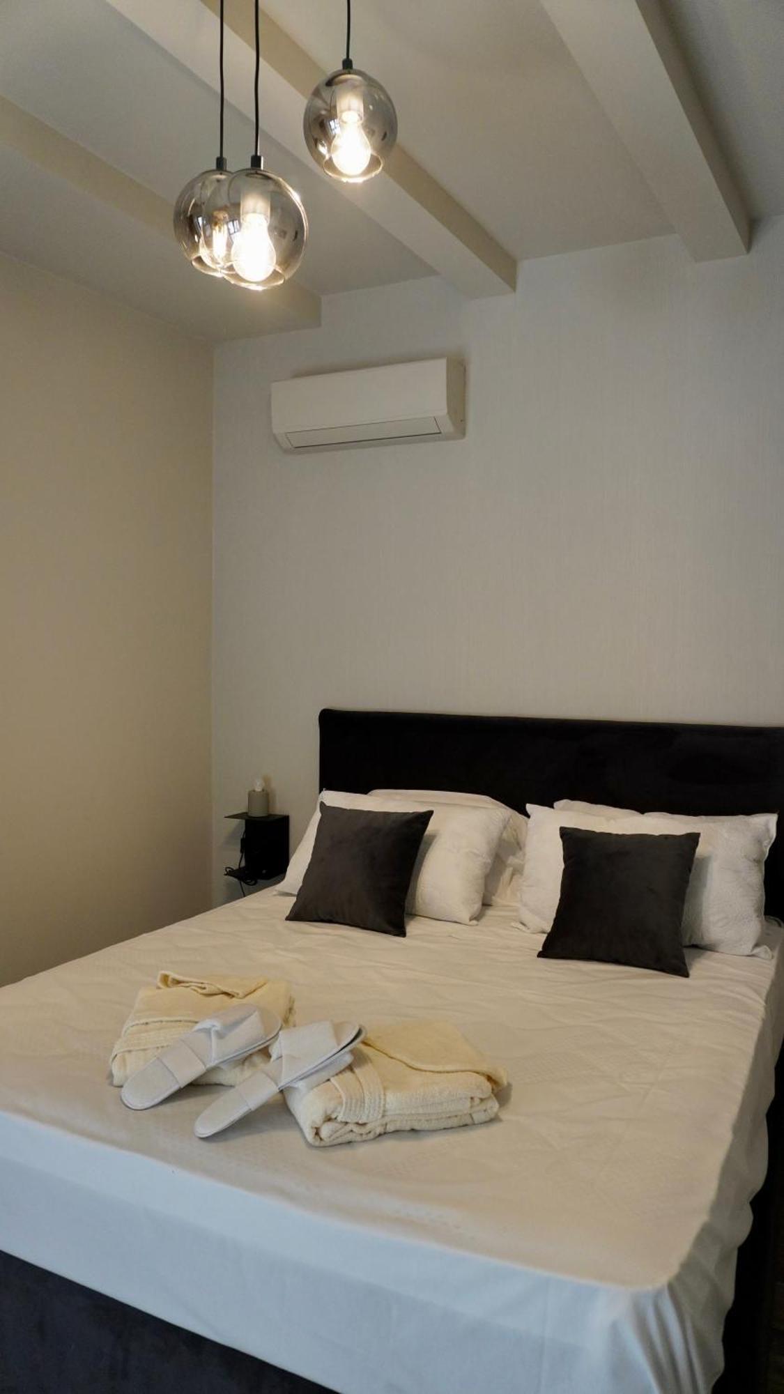 Vicolo San Gaetano -Luxury Rooms- Catania Exterior photo